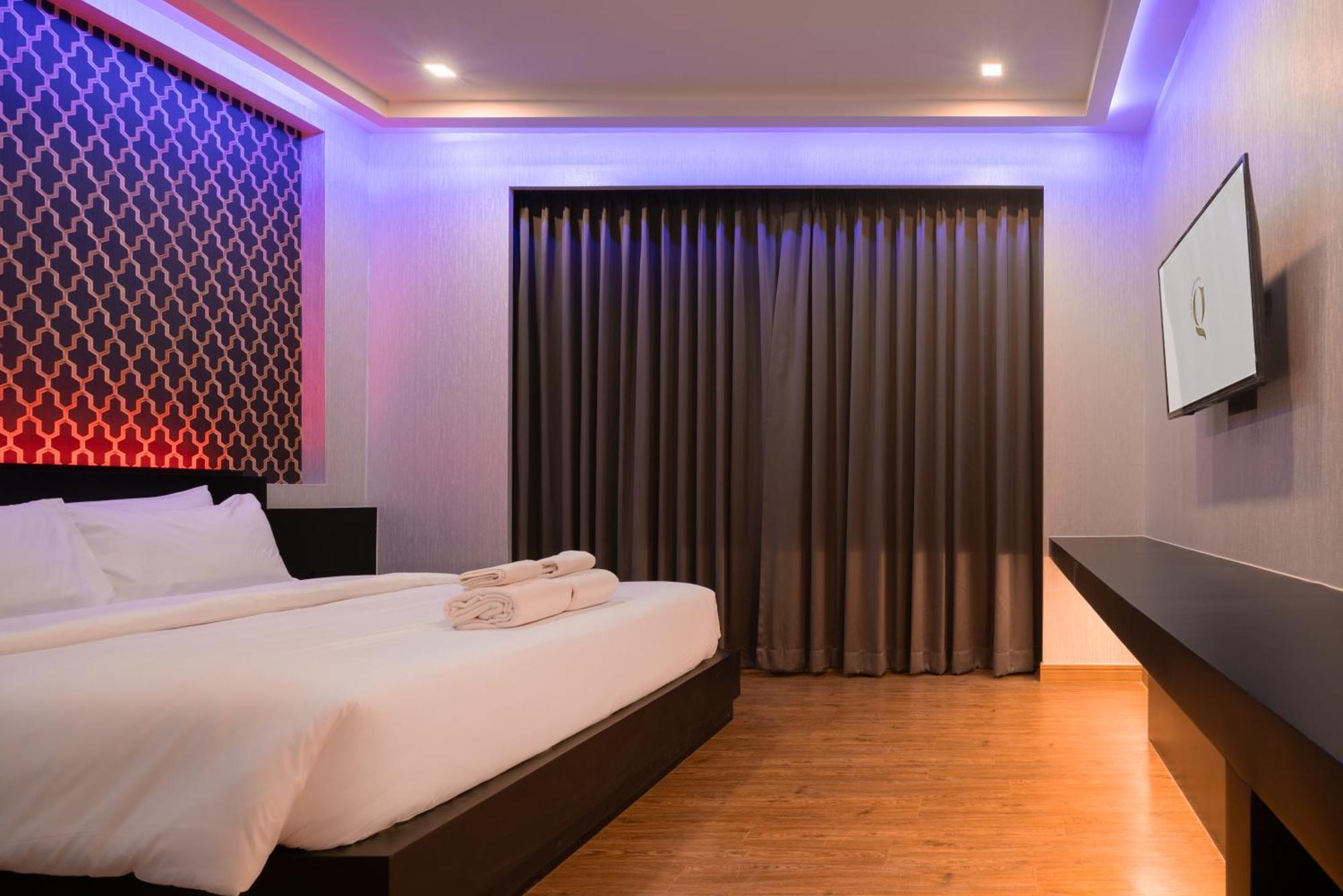 G Boutique Silom Hotel Бангкок Экстерьер фото